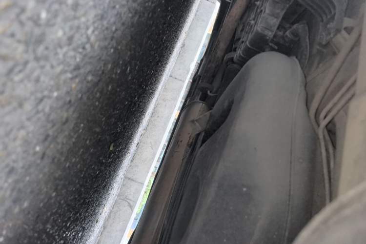Used Hyundai Santa Fe 2013 2.4L Automatic 4x4 Smart Version Chassis Rear Left