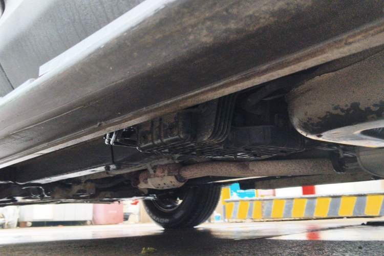Used Hyundai Santa Fe 2013 2.4L Automatic 2WD Comfort Edition Chassis Rear Left