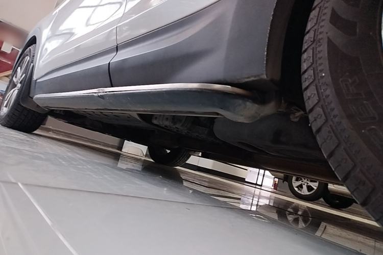 Used Hyundai Santa Fe 2013 2.0T Automatic All-Wheel Drive Prestige Version Chassis Rear Left