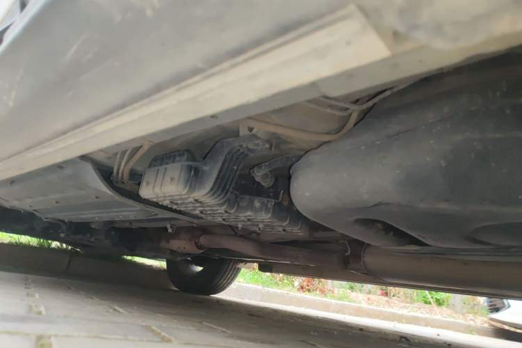 Used Hyundai Santa Fe 2013 2.4L Automatic Two-Wheel Drive Smart Version Chassis Rear Left