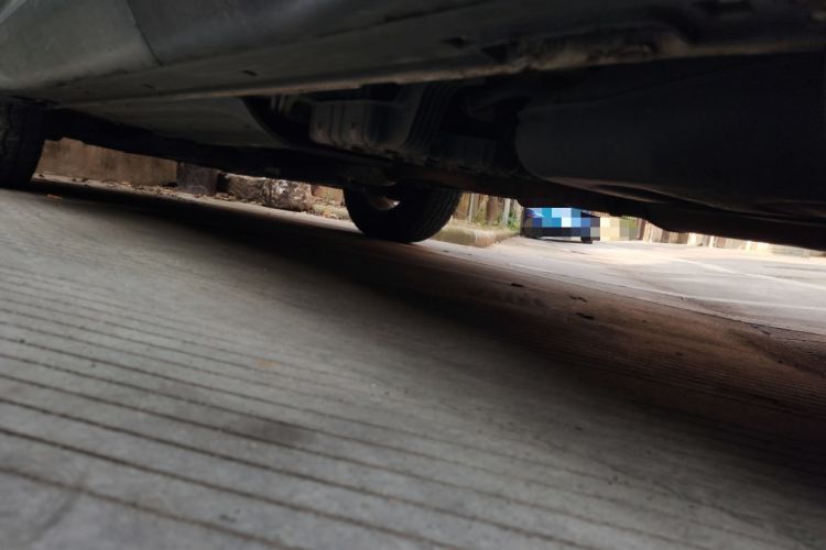Used Hyundai Santa Fe 2013 2.4L Automatic Two-Wheel Drive Smart Version Chassis Rear Left