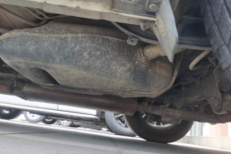 Used Hyundai Santa Fe 2013 2.4L Automatic Two-Wheel Drive Smart Version Chassis Rear Left