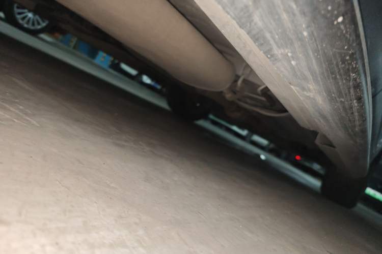 Used Hyundai Santa Fe 2013 2.0T Automatic All-Wheel Drive Top Trim Chassis Rear Right