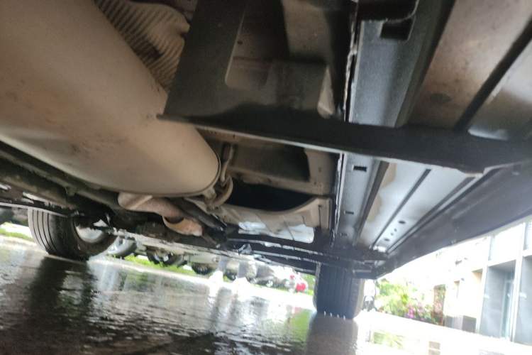 Used Hyundai Santa Fe 2013 2.4L Automatic 2WD Comfort Edition Chassis Rear Right