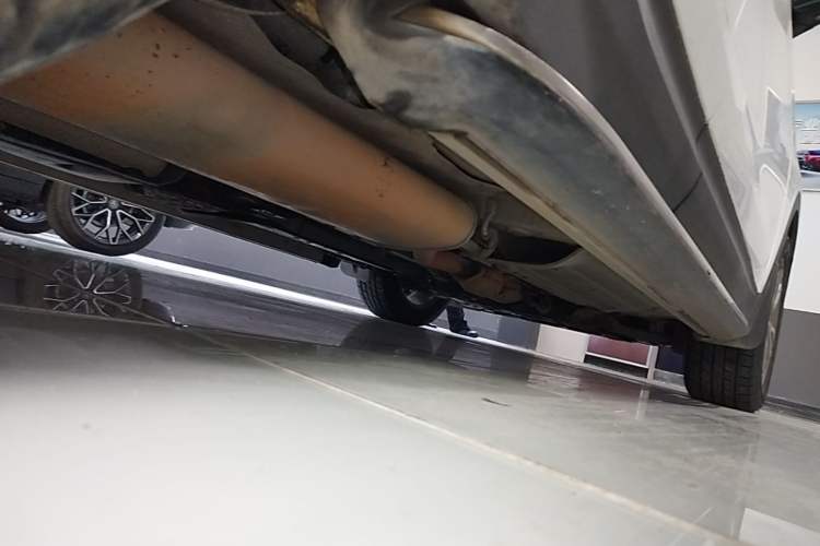Used Hyundai Santa Fe 2013 2.0T Automatic All-Wheel Drive Prestige Version Chassis Rear Right