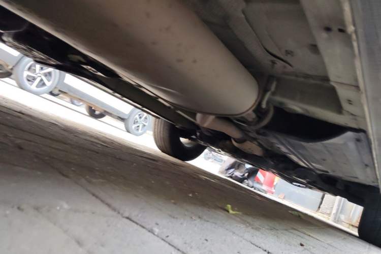Used Hyundai Santa Fe 2013 2.4L Automatic Two-Wheel Drive Smart Version Chassis Rear Right