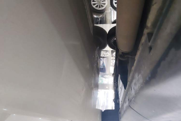 Used Hyundai Santa Fe 2013 2.4L Automatic Two-Wheel Drive Smart Version Chassis Rear Right