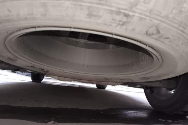 Used Hyundai Santa Fe 2013 2.0T Automatic All-Wheel Drive Top Trim Chassis Rear