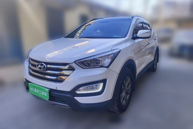 Used Hyundai Santa Fe 2013 2.4L Automatic Two-Wheel Drive Smart Version