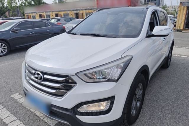 Used Hyundai Santa Fe 2013 2.4L Automatic 2WD Comfort Edition