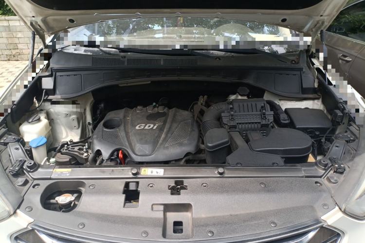 Used Hyundai Santa Fe 2013 2.4L Automatic 4x4 Prestige Edition Engine Bay