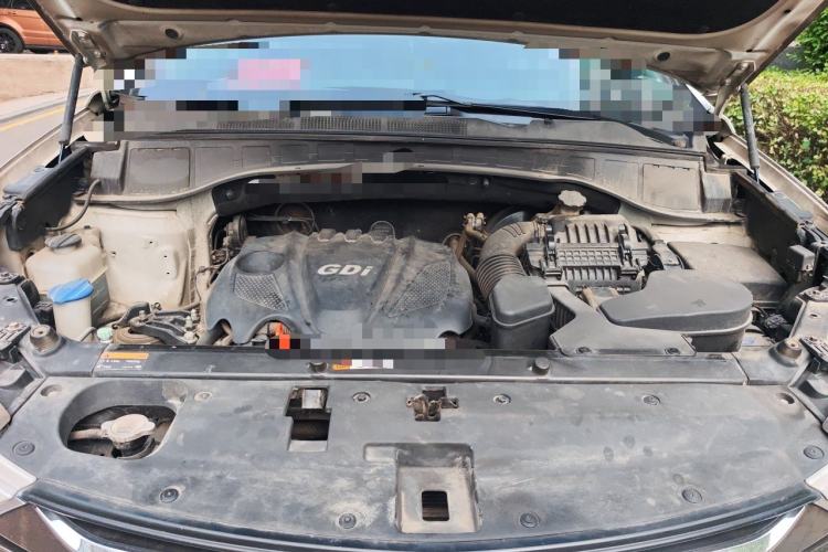 Used Hyundai Santa Fe 2013 Revised Version 2.4L Automatic All-Wheel Drive Luxury Trim Engine Bay