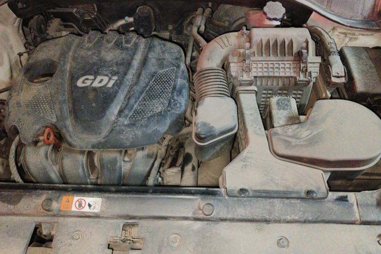 Used Hyundai Santa Fe 2013 2.4L Automatic 4x4 Prestige Edition Engine Bay