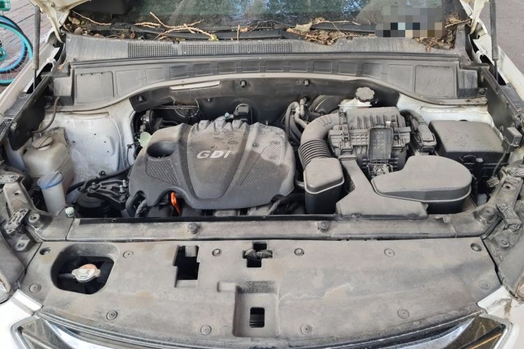 Used Hyundai Santa Fe 2013 2.4L Automatic 4x4 Prestige Edition Engine Bay