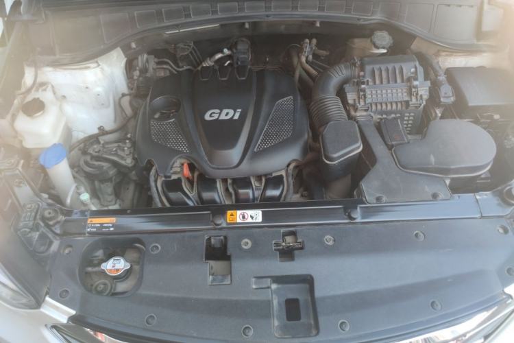 Used Hyundai Santa Fe 2013 2.4L Automatic Two-Wheel Drive Smart Version Engine Bay