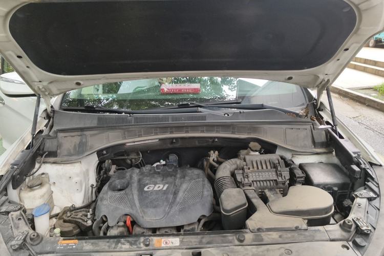 Used Hyundai Santa Fe 2013 2.4L Automatic Two-Wheel Drive Smart Version Engine Bay