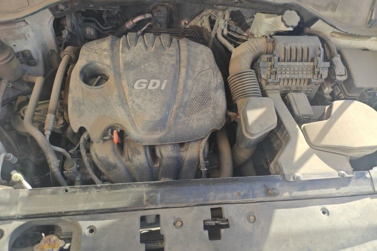 Used Hyundai Santa Fe 2013 2.4L Automatic 4x4 Comfort Edition Engine Bay