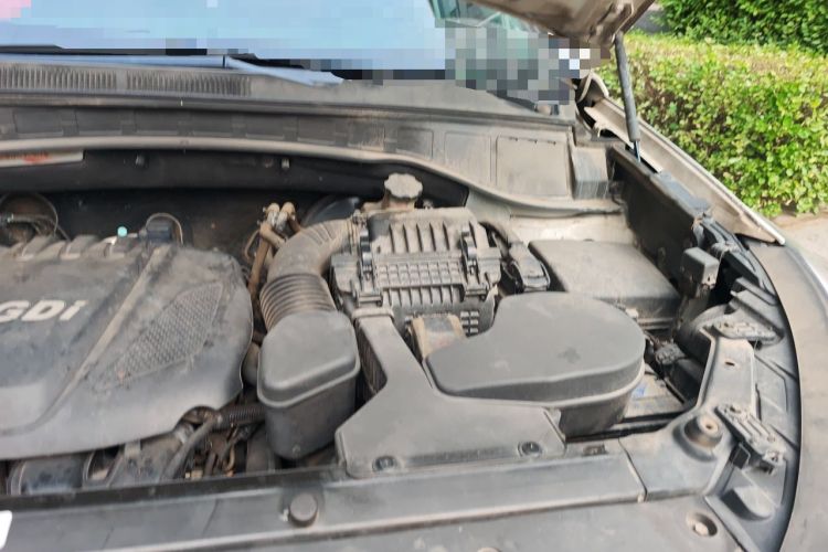 Used Hyundai Santa Fe 2013 Revised Version 2.4L Automatic All-Wheel Drive Luxury Trim Engine Bay Left