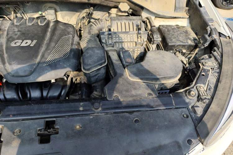 Used Hyundai Santa Fe 2013 2.4L Automatic Two-Wheel Drive Smart Version Engine Bay Left