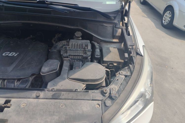 Used Hyundai Santa Fe 2013 2.4L Automatic Two-Wheel Drive Smart Version Engine Bay Left