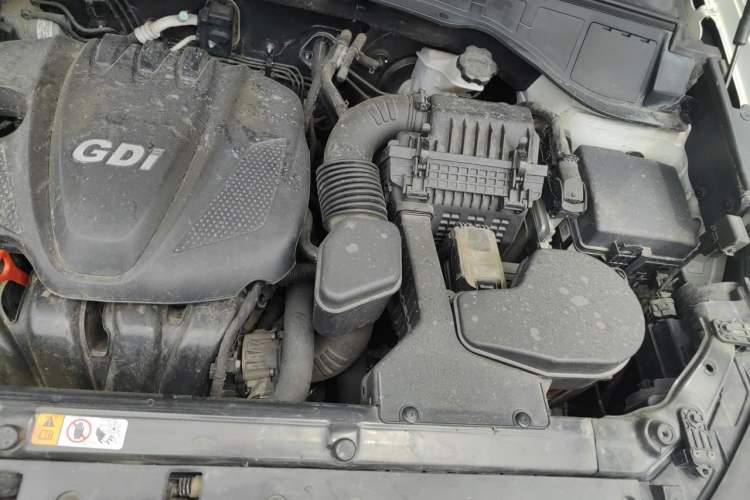 Used Hyundai Santa Fe 2013 2.4L Automatic Two-Wheel Drive Smart Version Engine Bay Left