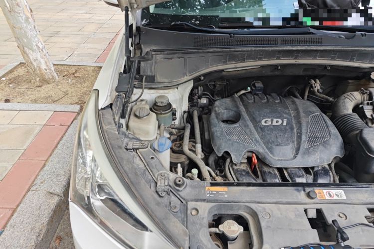 Used Hyundai Santa Fe 2013 2.4L Automatic 2WD Comfort Edition Engine Bay Right