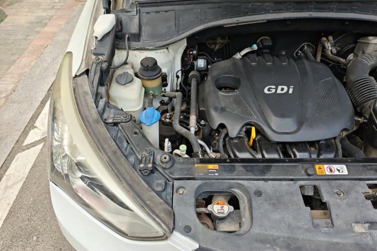 Used Hyundai Santa Fe 2013 2.4L Automatic 2WD Comfort Edition Engine Bay Right