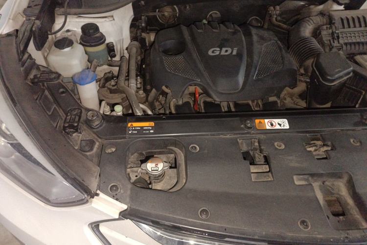 Used Hyundai Santa Fe 2013 2.4L Automatic 2WD Comfort Edition Engine Bay Right