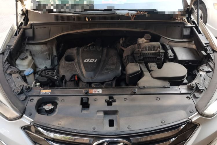 Used Hyundai Santa Fe 2013 2.4L Automatic Two-Wheel Drive Smart Version Engine Bay