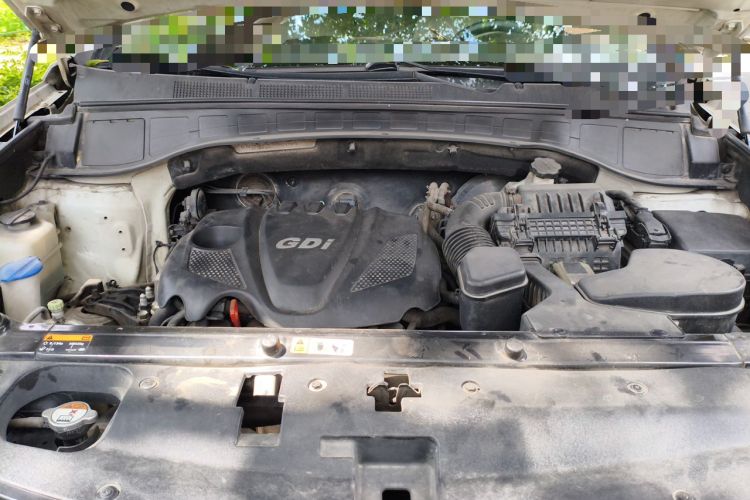 Used Hyundai Santa Fe 2013 2.4L Automatic Two-Wheel Drive Smart Version Engine Bay