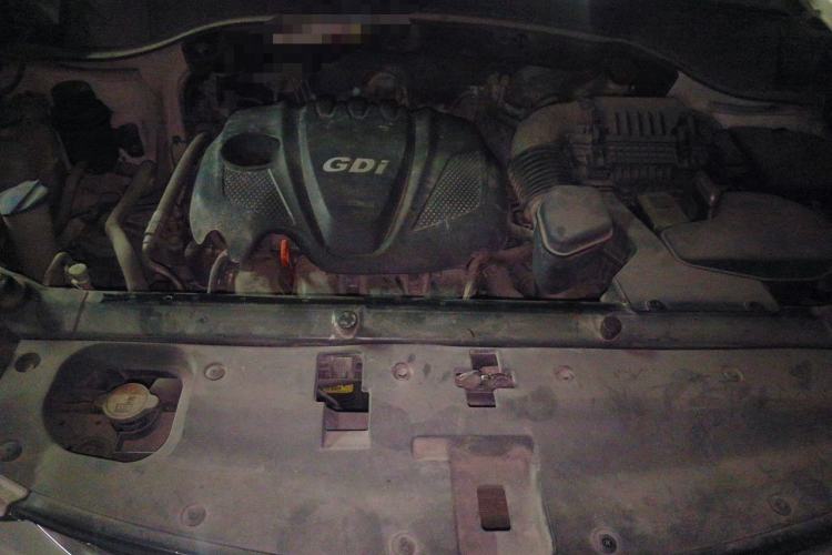 Used Hyundai Santa Fe 2013 2.4L Automatic 4x4 Comfort Edition Engine Bay