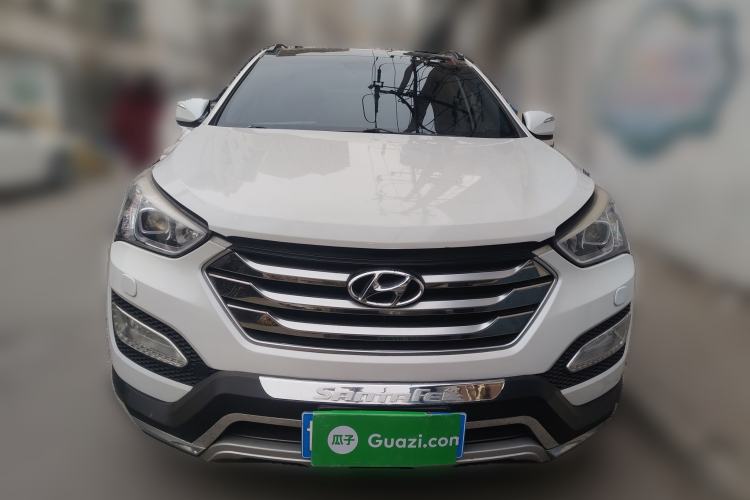 Used Hyundai Santa Fe 2013 2.4L Automatic 4x4 Prestige Edition Front