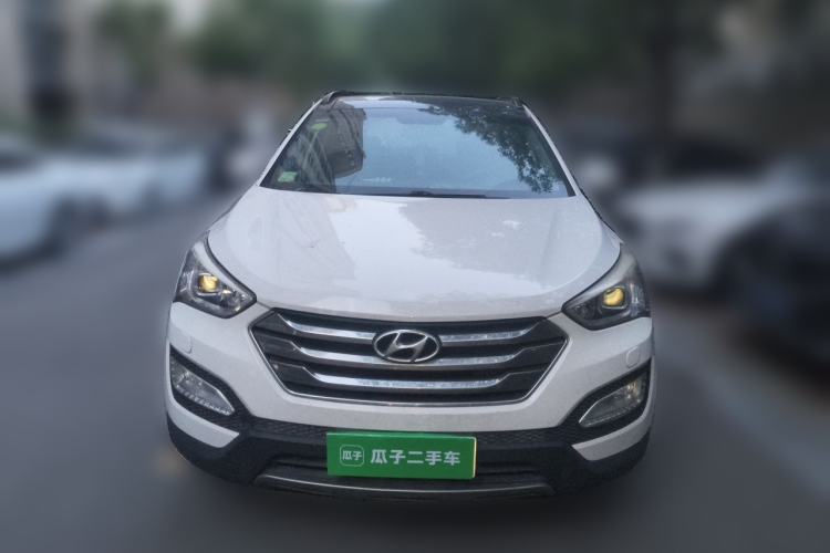 Used Hyundai Santa Fe 2013 2.0T Automatic All-Wheel Drive Prestige Version Front