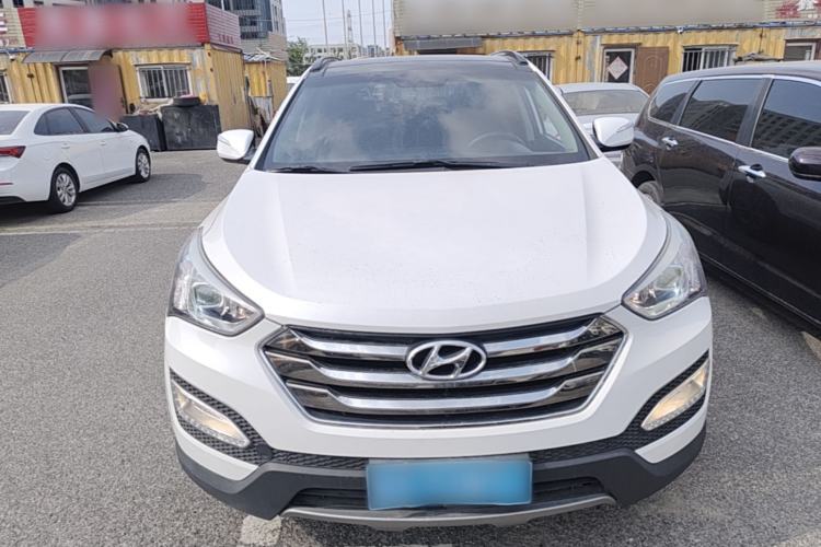 Used Hyundai Santa Fe 2013 2.4L Automatic 2WD Comfort Edition Front