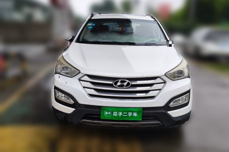 Used Hyundai Santa Fe 2013 2.4L Automatic 2WD Comfort Edition Front