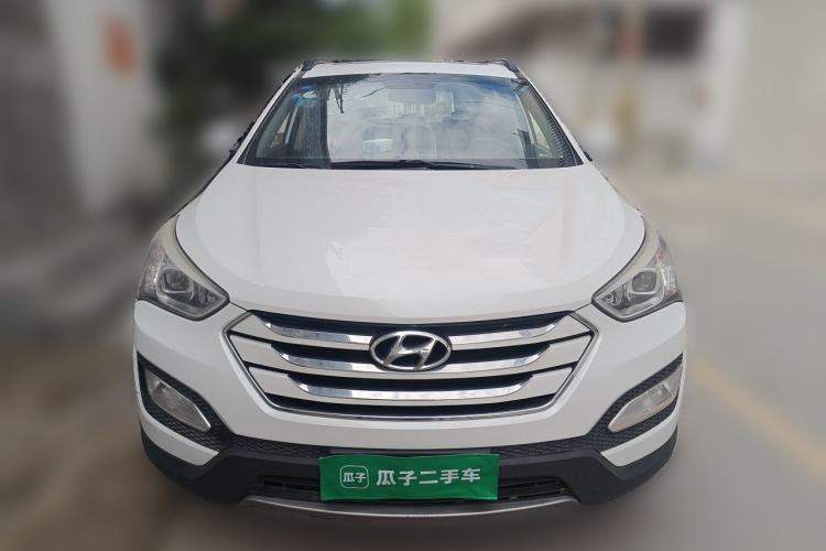 Used Hyundai Santa Fe 2013 2.4L Automatic 2WD Comfort Edition Front