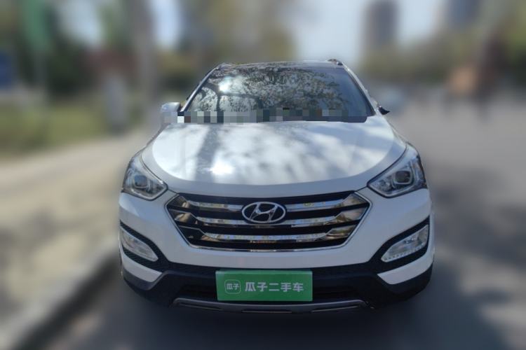 Used Hyundai Santa Fe 2013 Revised Version 2.4L Automatic All-Wheel Drive Smart Type Front
