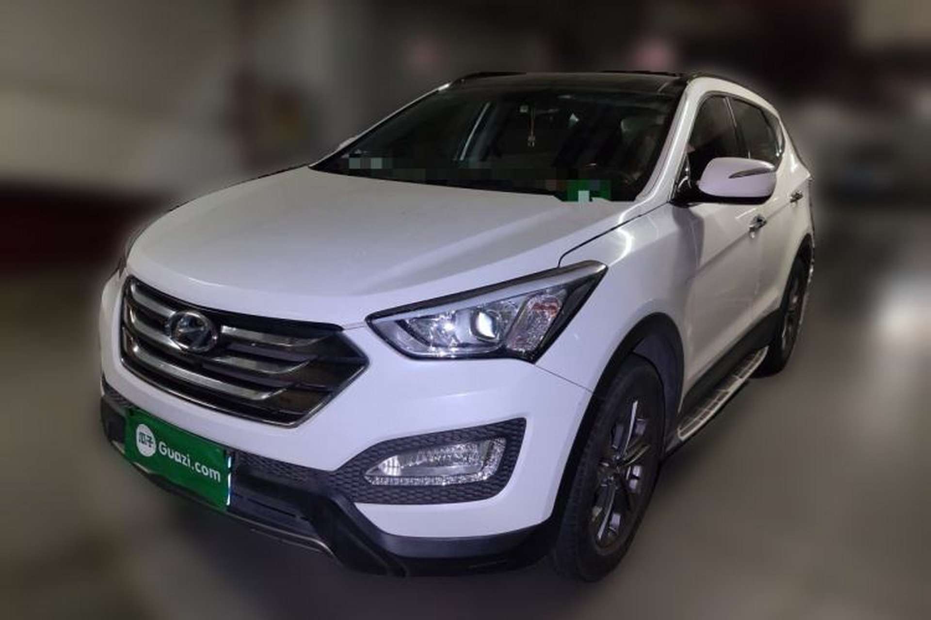Used Hyundai Santa Fe 2013 2.4L Automatic Two-Wheel Drive Smart Version Front Left 45 Deg