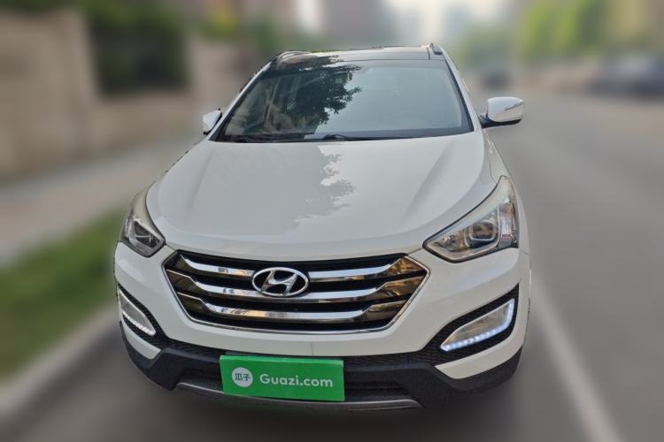 Used Hyundai Santa Fe 2013 Revised Version 2.4L Automatic All-Wheel Drive Smart Type Front