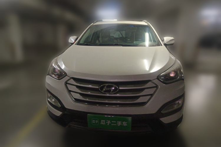 Used Hyundai Santa Fe 2013 2.4L Automatic 4x4 Comfort Edition Front