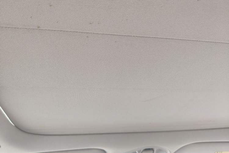 Used Hyundai Santa Fe 2013 2.4L Automatic Two-Wheel Drive Smart Version Headliner