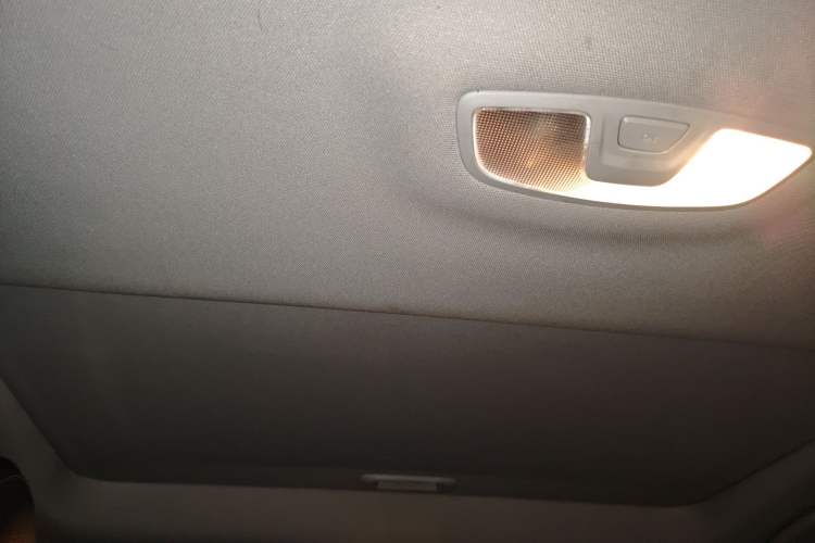 Used Hyundai Santa Fe 2013 2.4L Automatic 2WD Comfort Edition Headliner