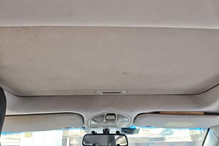 Used Hyundai Santa Fe 2013 2.4L Automatic 2WD Comfort Edition Headliner
