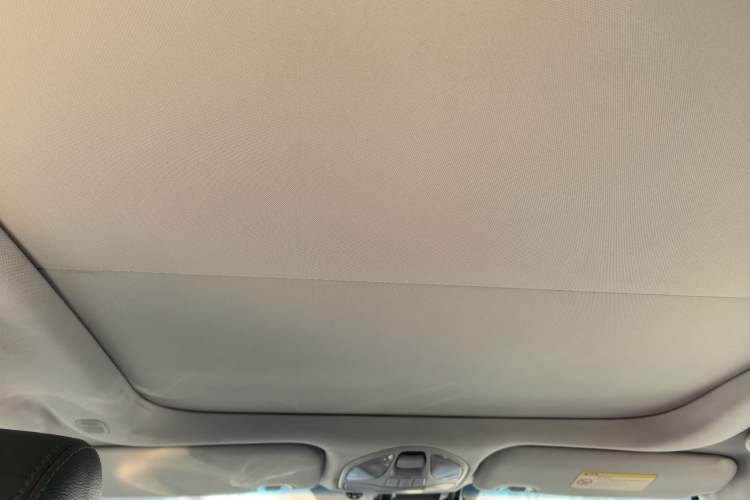 Used Hyundai Santa Fe 2013 2.0T Automatic All-Wheel Drive Prestige Version Headliner