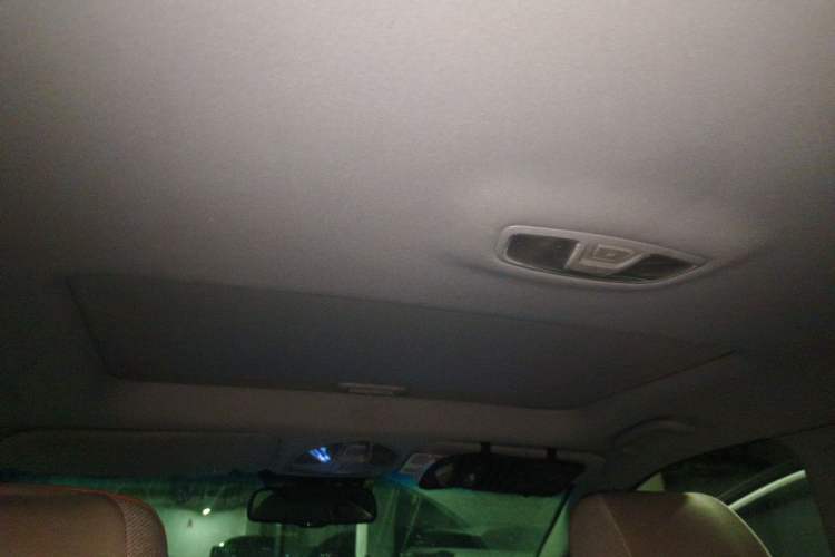 Used Hyundai Santa Fe 2013 2.4L Automatic 4x4 Comfort Edition Headliner