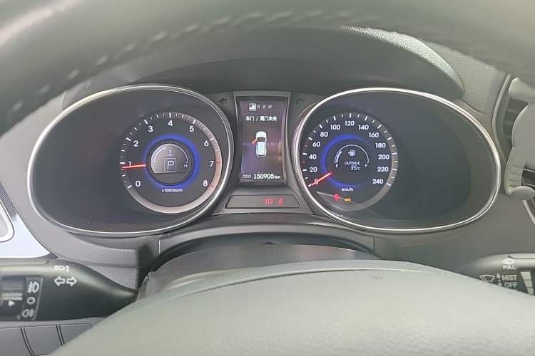 Used Hyundai Santa Fe 2013 2.4L Automatic Two-Wheel Drive Smart Version Instrument Cluster