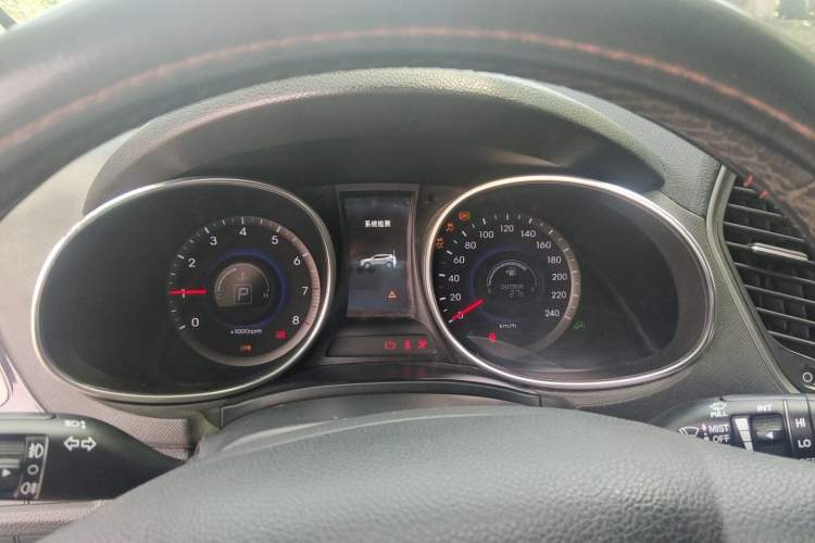 Used Hyundai Santa Fe 2013 2.4L Automatic Two-Wheel Drive Smart Version Instrument Cluster