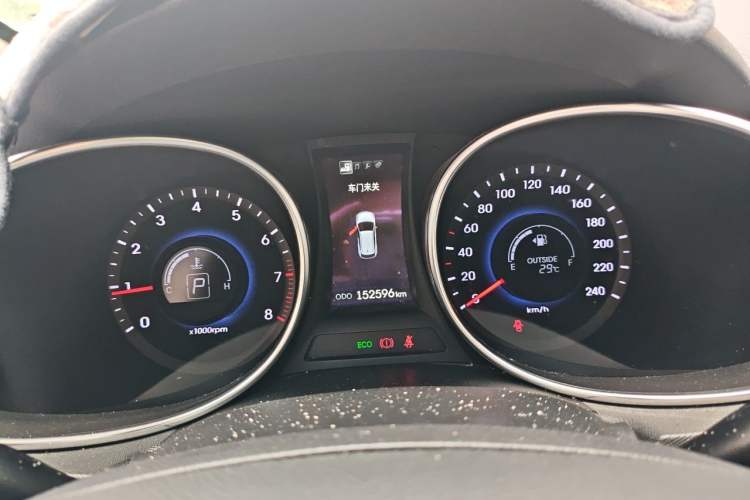 Used Hyundai Santa Fe 2013 2.4L Automatic Two-Wheel Drive Smart Version Instrument Cluster
