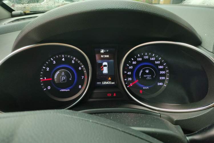 Used Hyundai Santa Fe 2013 2.4L Automatic 2WD Comfort Edition Instrument Cluster