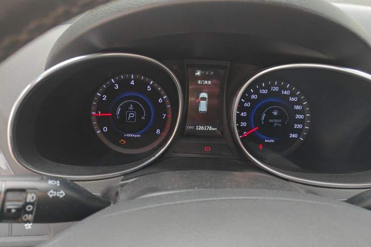 Used Hyundai Santa Fe 2013 2.4L Automatic 2WD Comfort Edition Instrument Cluster